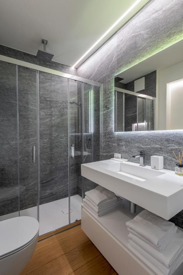 Sasso Boretto, Luxury Holiday Apartments อัสโกนา ภายนอก รูปภาพ